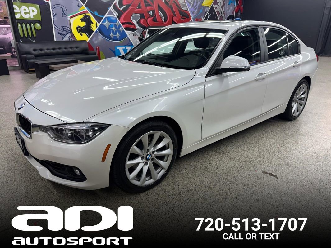 Used 2018 BMW 320i xDrive Sedan w/ Convenience Package image 1