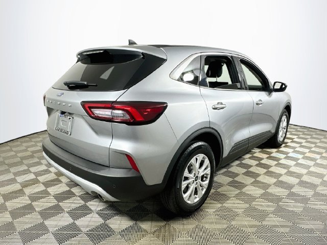 Used 2024 Ford Escape Active w/ Tech Pack #1 FWD image 3
