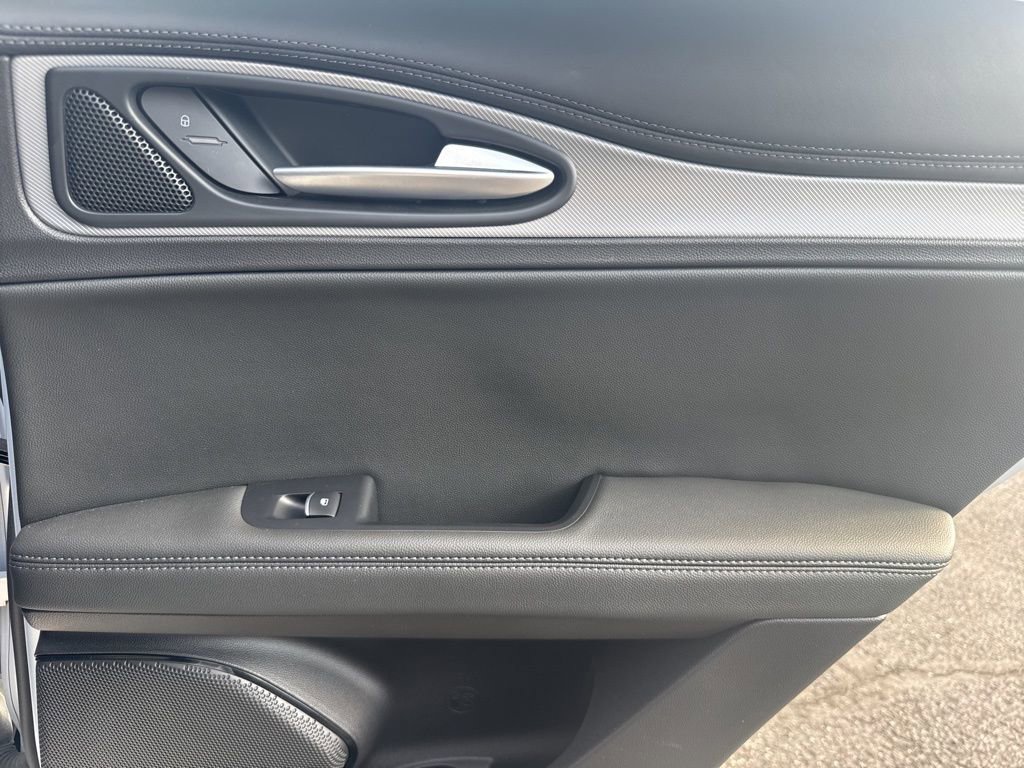 Used 2024 Alfa Romeo Stelvio AWD image 60