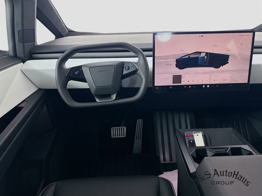 Used 2024 Tesla Cybertruck AWD Crew Cab image 28