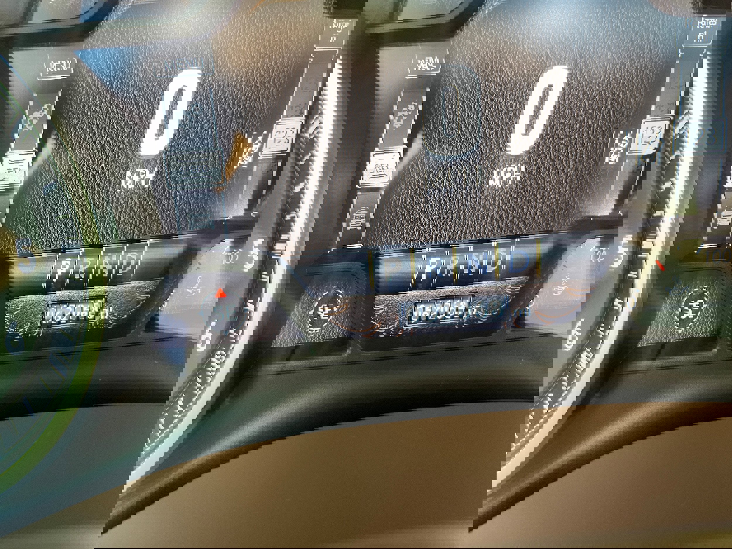 Used 2019 RAM 1500 Laramie AWD/4WD image 23