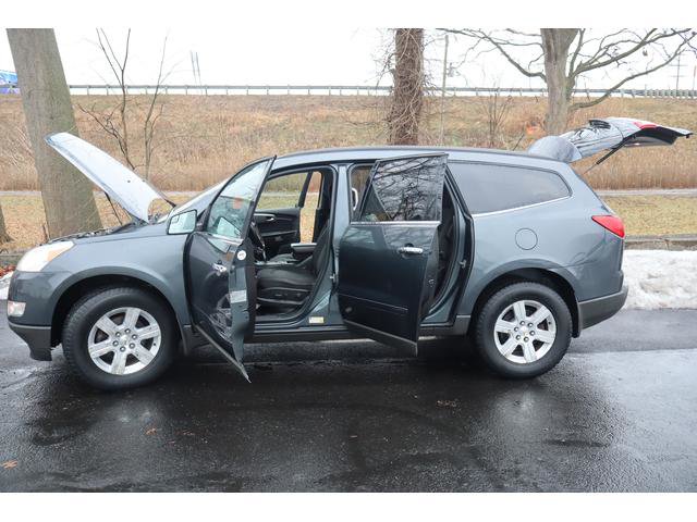 Used 2011 Chevrolet Traverse LT w/ Personal Connectivity Package image 17