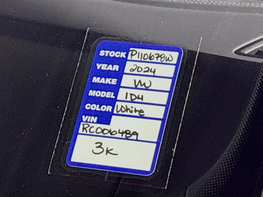Used 2024 Volkswagen ID.4 2WD image 26
