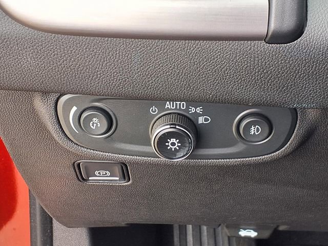 Used 2022 GMC Terrain AT4 w/ Infotainment Package II image 17