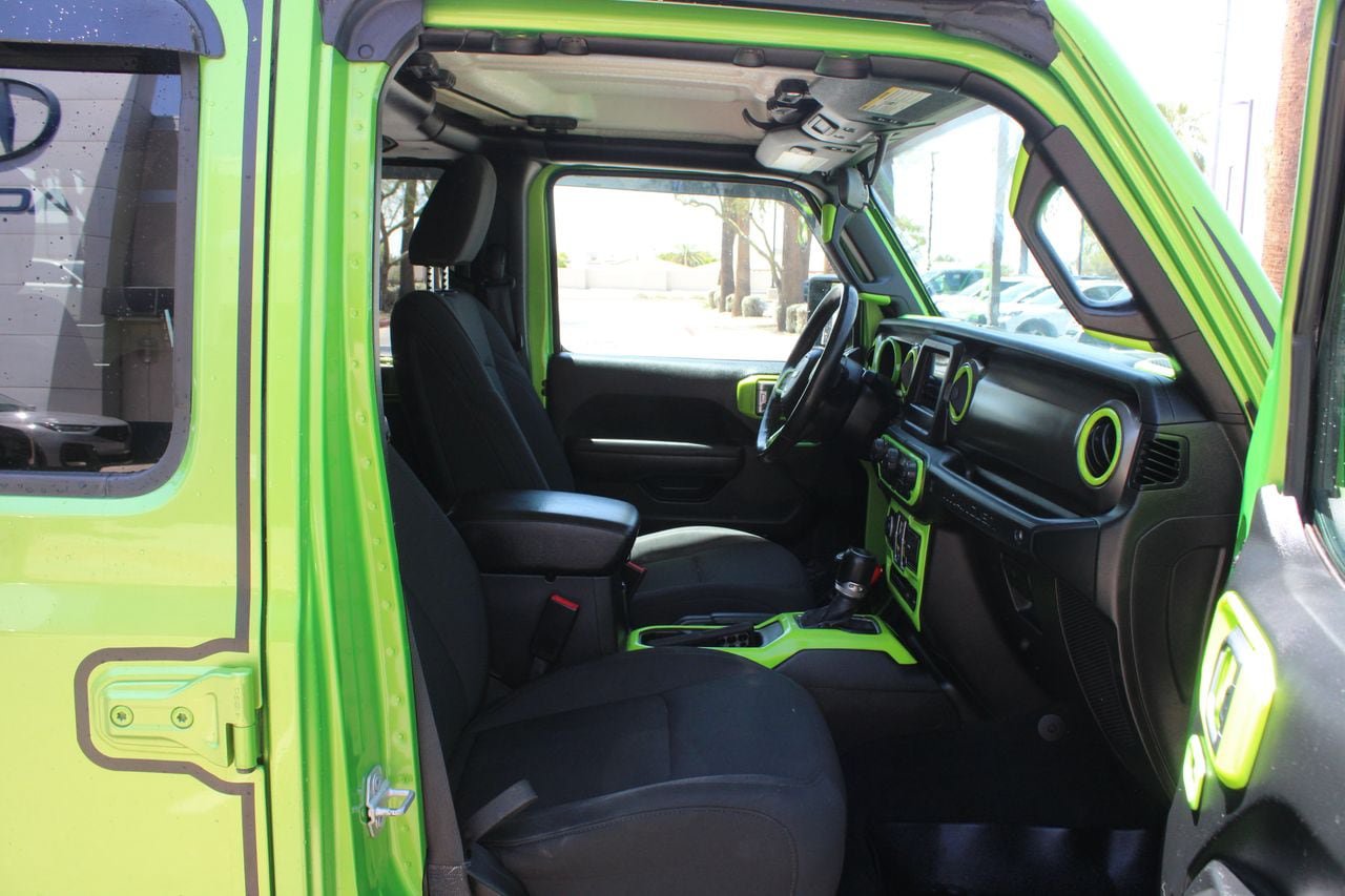 Used 2018 Jeep Wrangler Unlimited Sport S AWD/4WD image 20