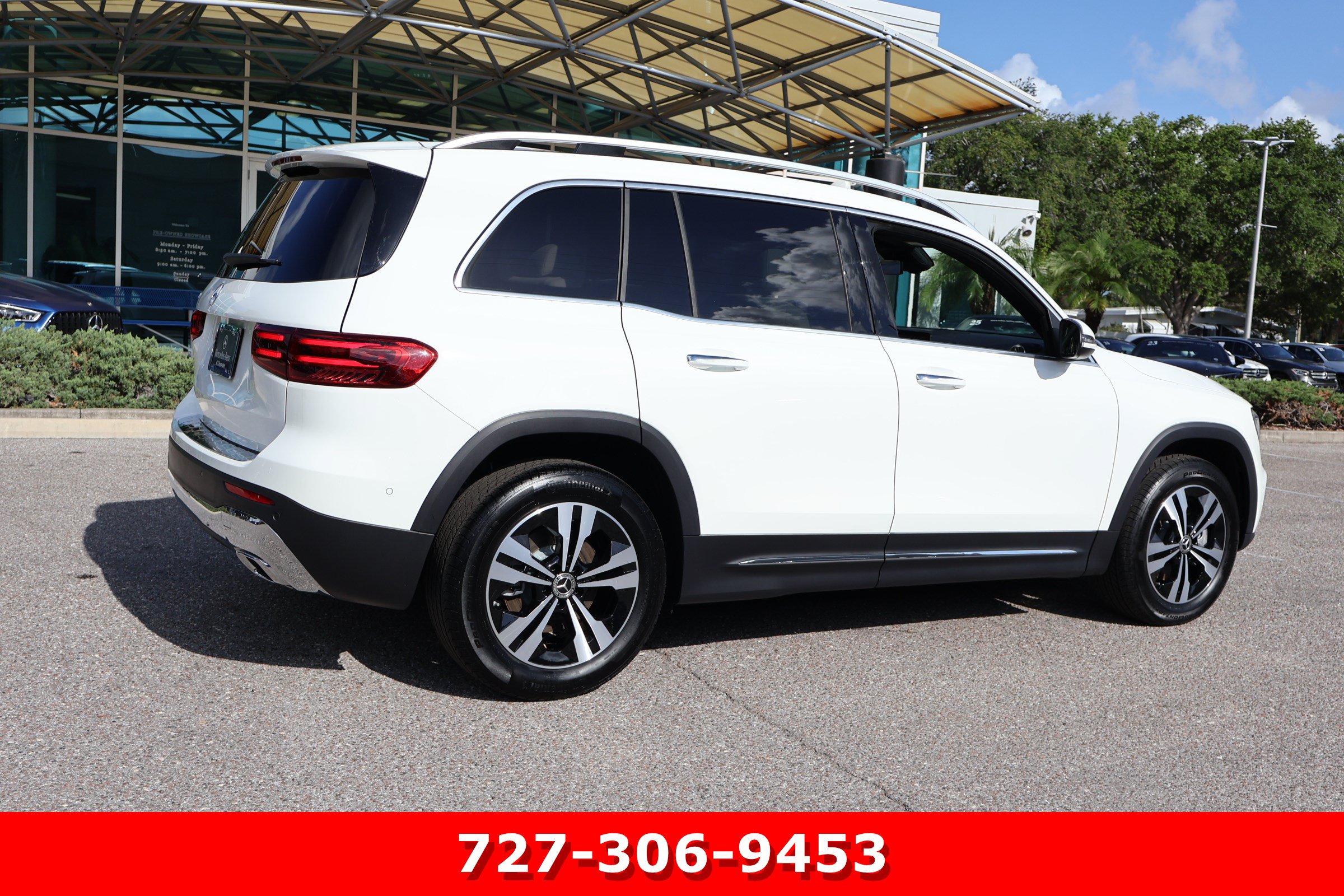 Certified 2025 Mercedes-Benz GLB 250 image 9