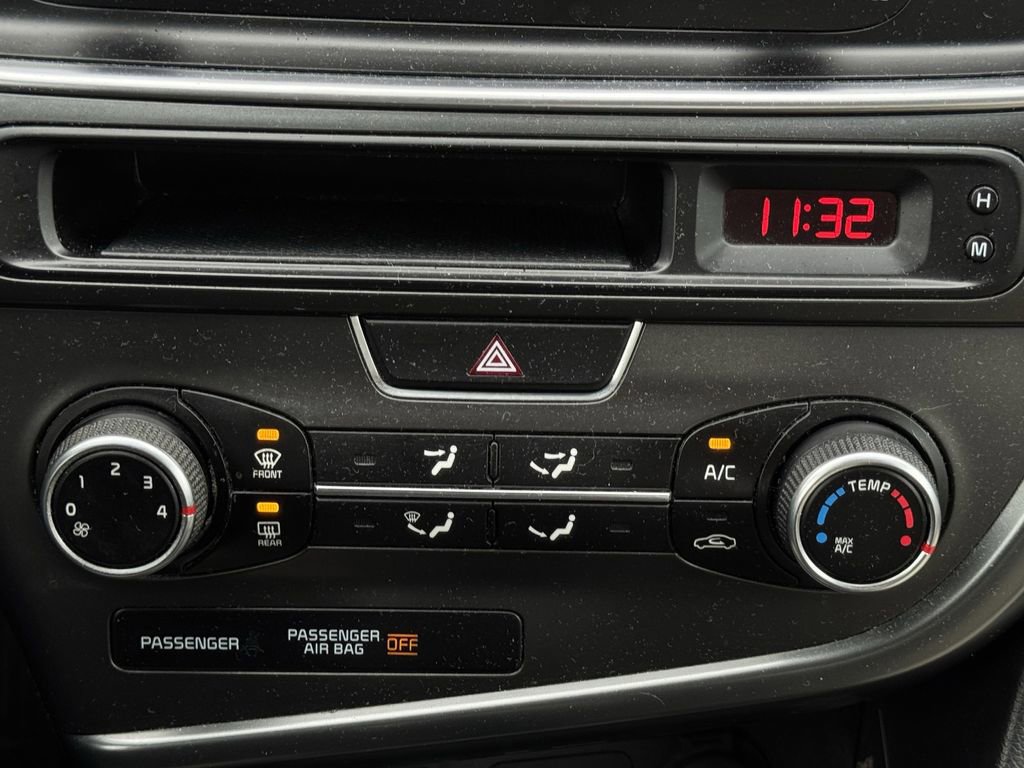 Used 2014 Kia Optima LX w/ Paint Protection Film Package image 19