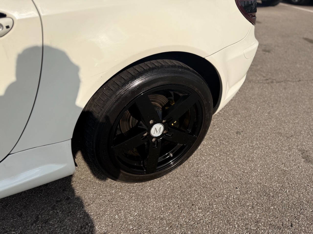 Used 2011 Mercedes-Benz SLK 300 image 17