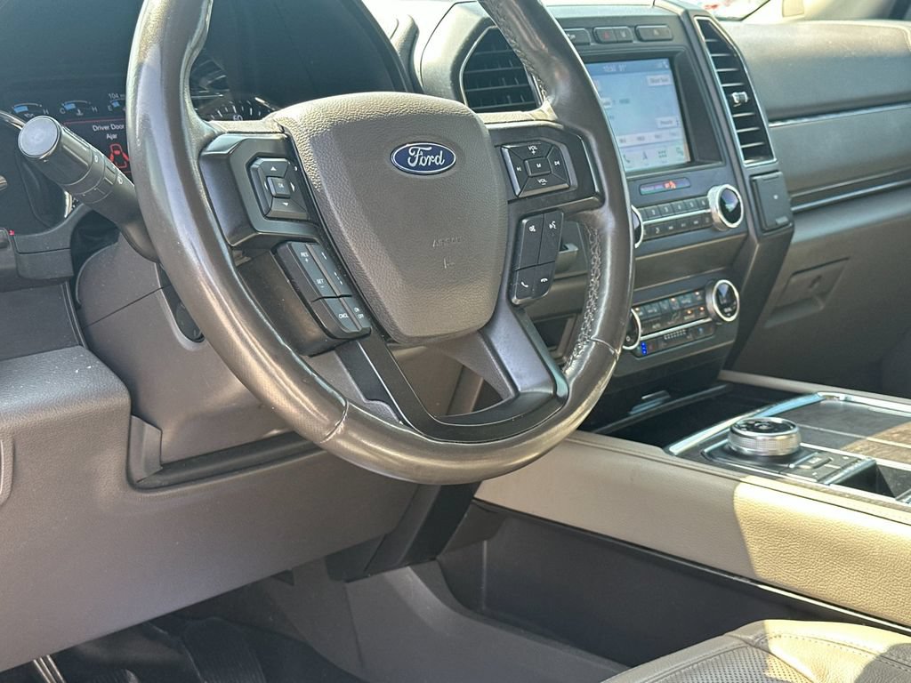 Used 2019 Ford Expedition Limited w/ Equipment Group 301A RWD image 7