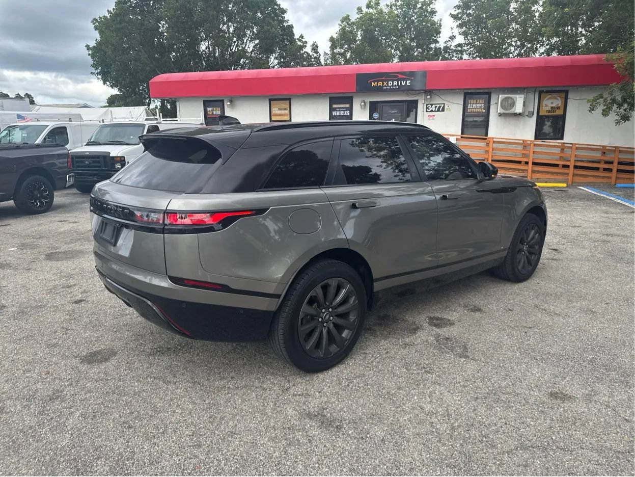 Used 2018 Land Rover Range Rover Velar R-Dynamic SE AWD/4WD image 5