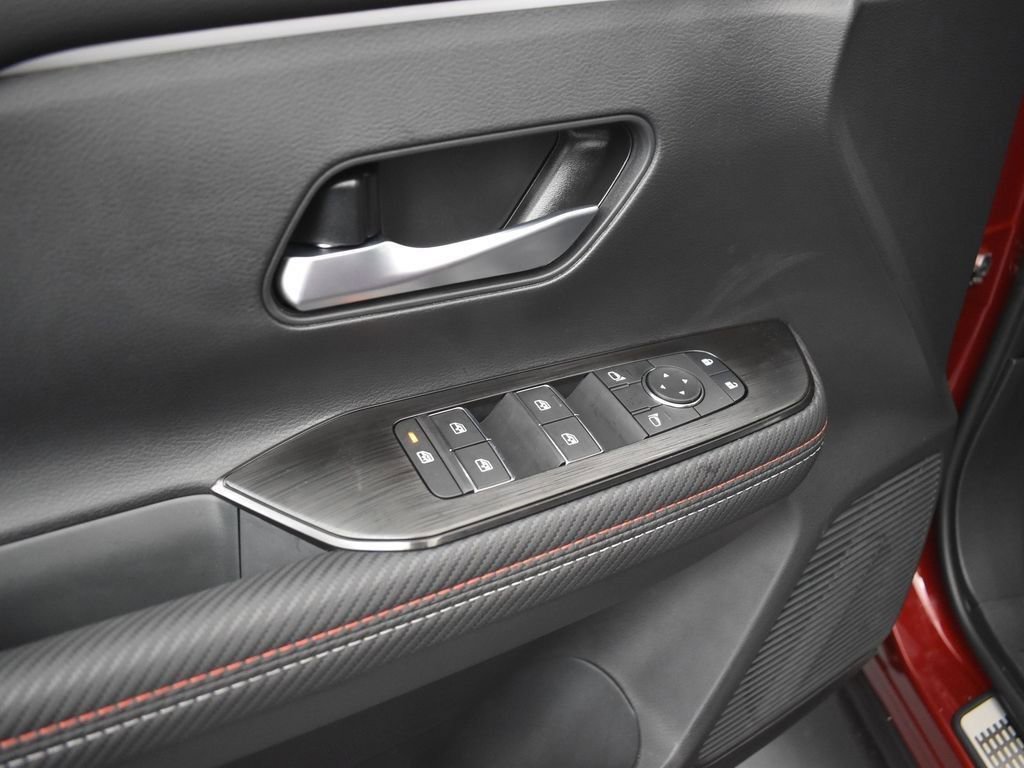 New 2026 Nissan Kicks SR w/ Illumination Package image 27