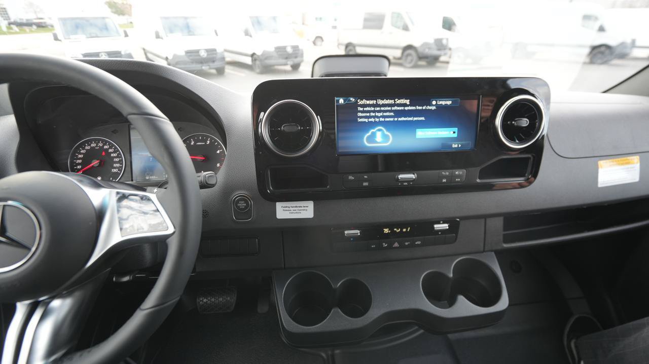 New 2026 Mercedes-Benz Sprinter 2500 image 16