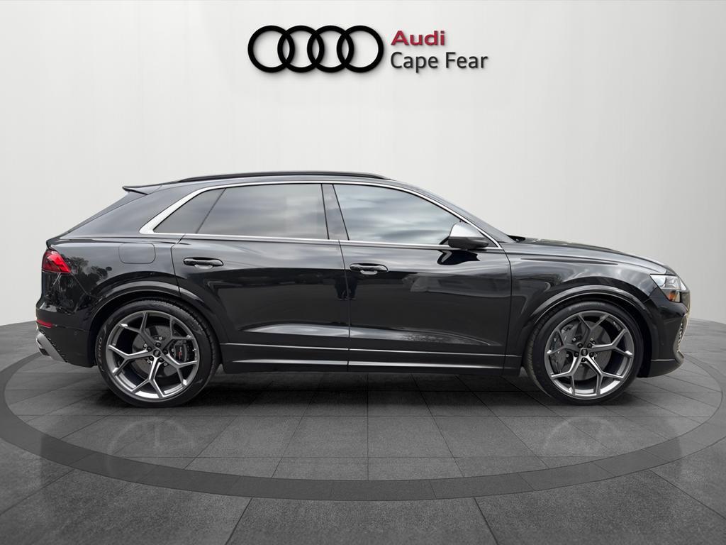 Certified 2025 Audi RS Q8 performance image 6