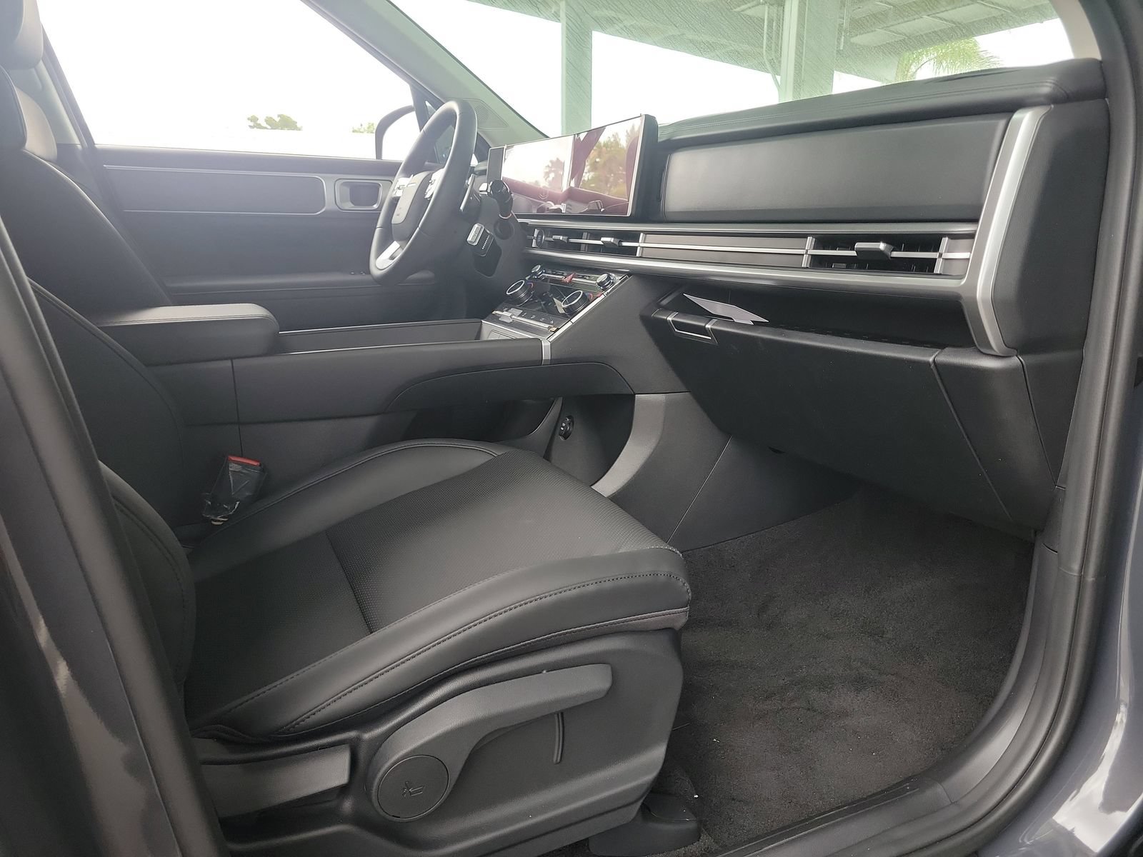 New 2026 Hyundai Santa Fe SEL FWD image 17