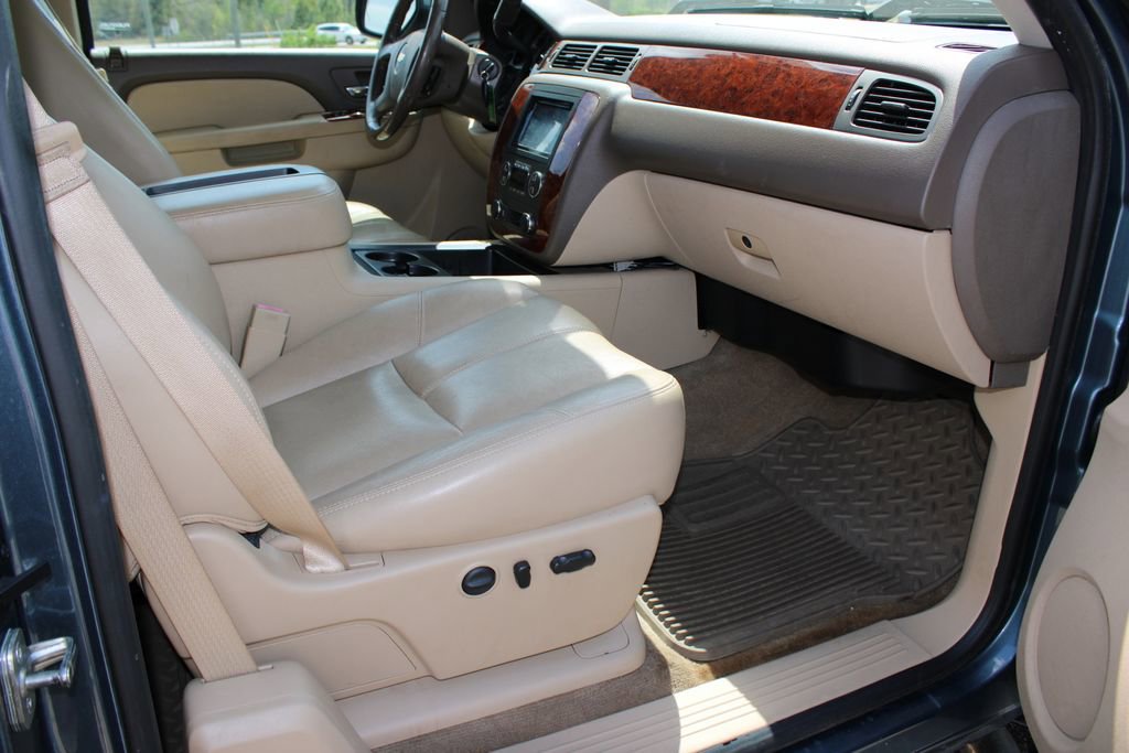 Used 2013 Chevrolet Silverado 1500 LTZ image 6