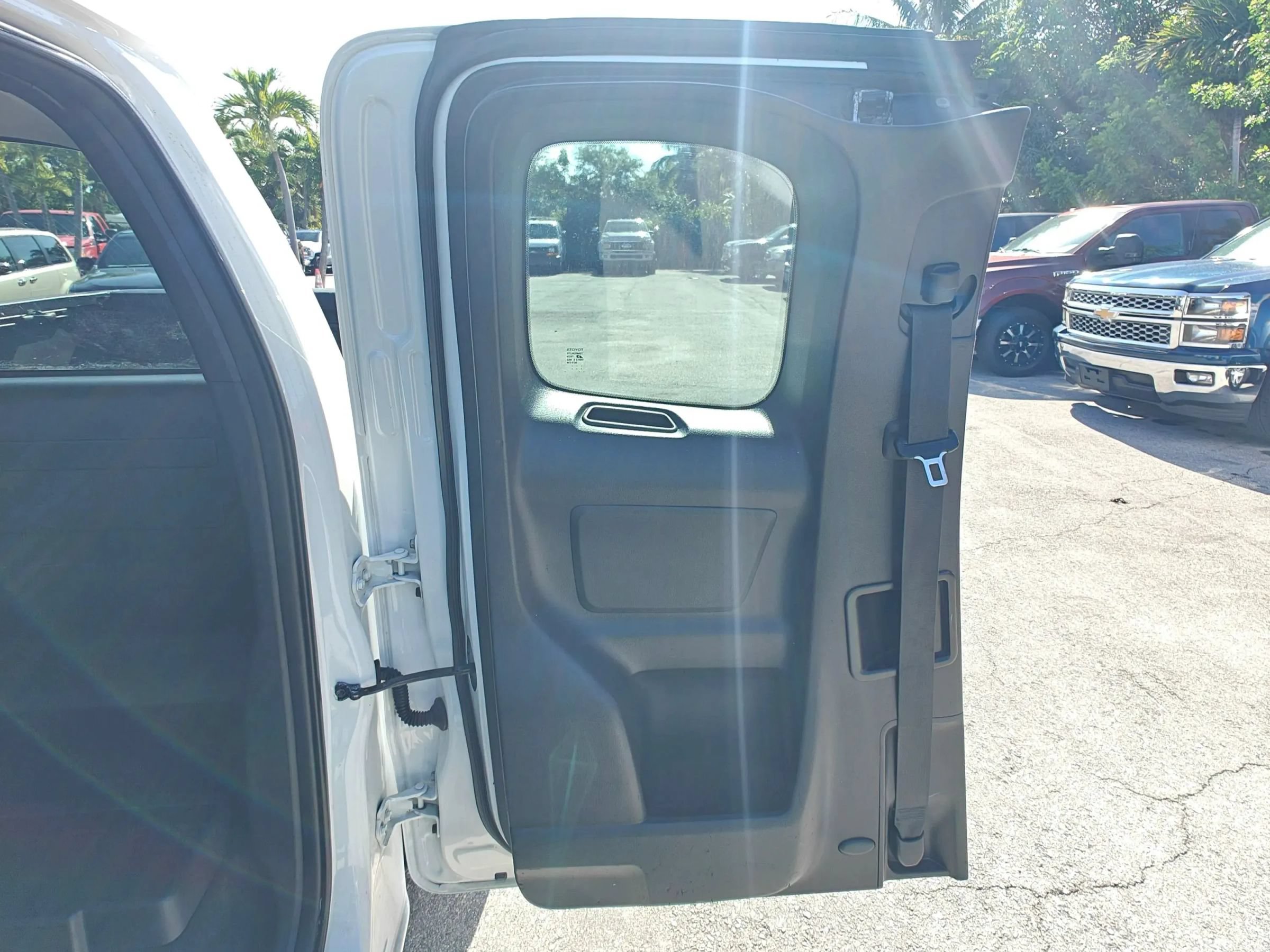 Used 2017 Toyota Tacoma SR RWD image 11
