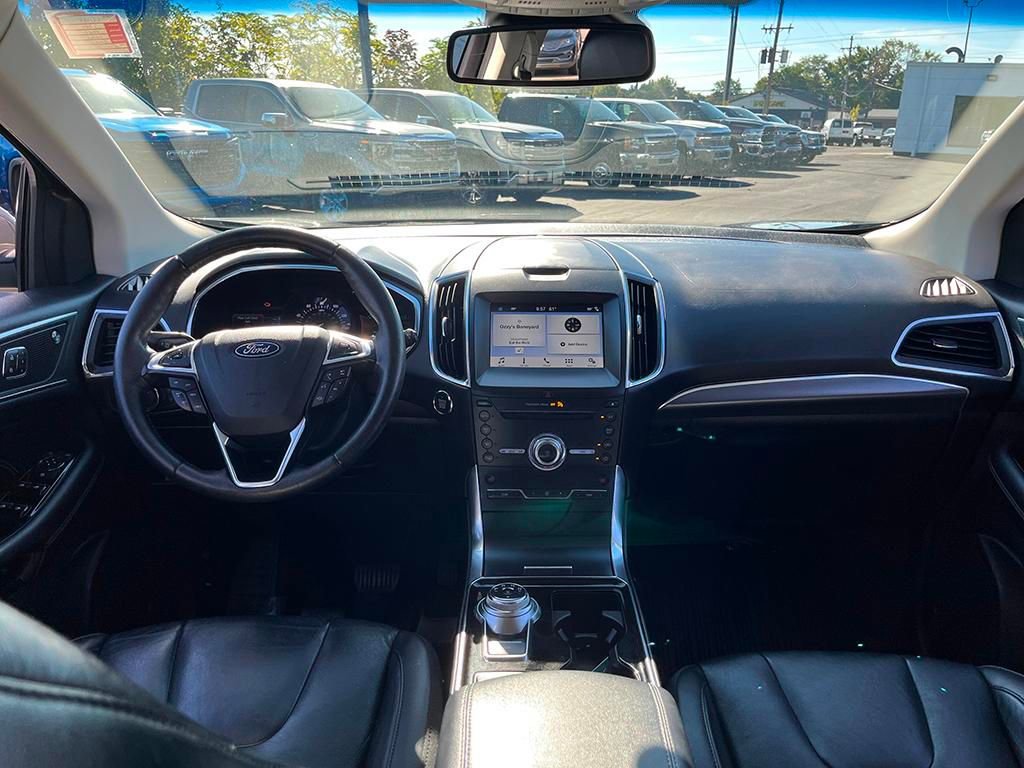 Used 2019 Ford Edge Titanium w/ Cold Weather Package image 13
