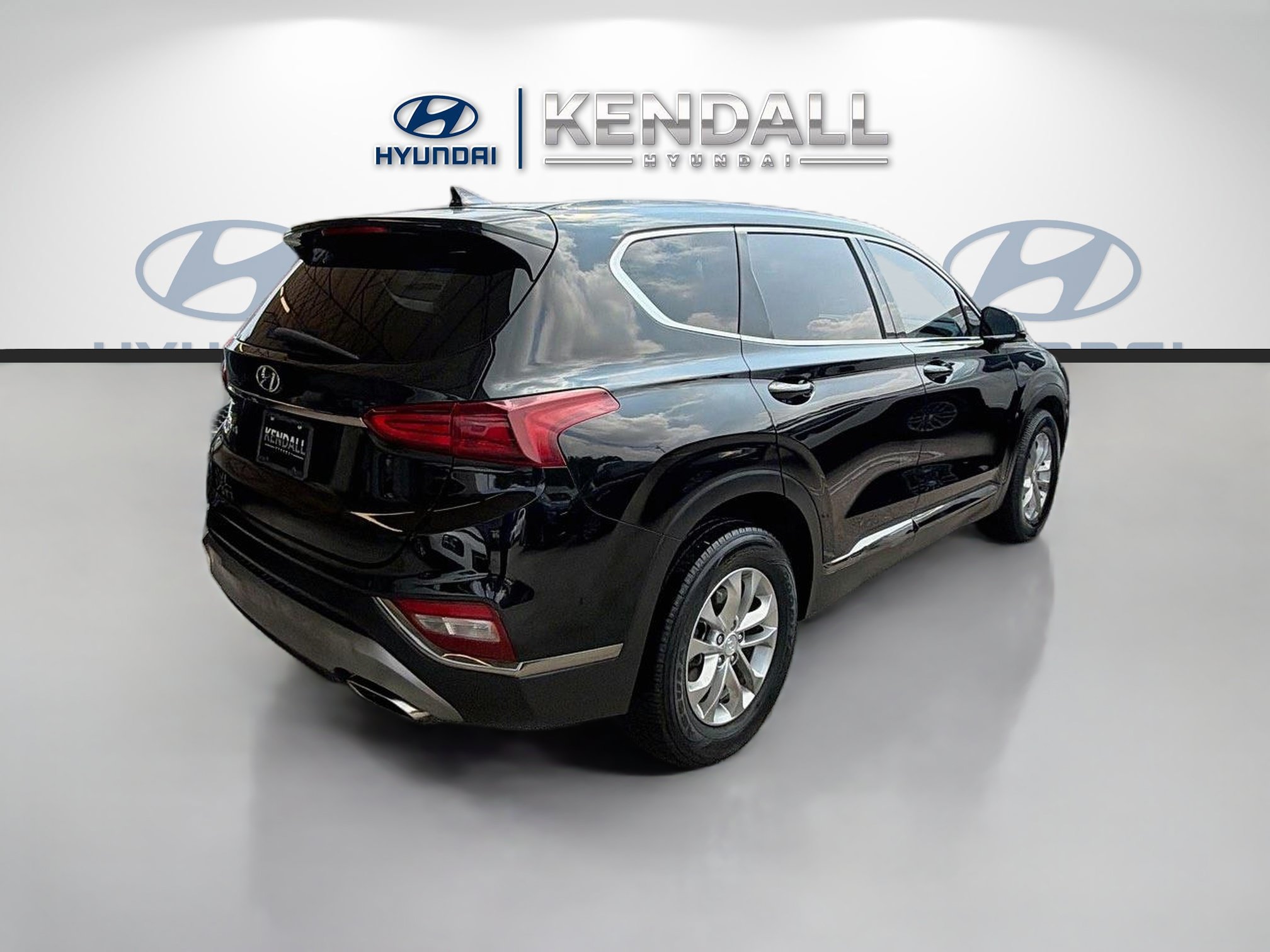 Used 2019 Hyundai Santa Fe SEL FWD image 6