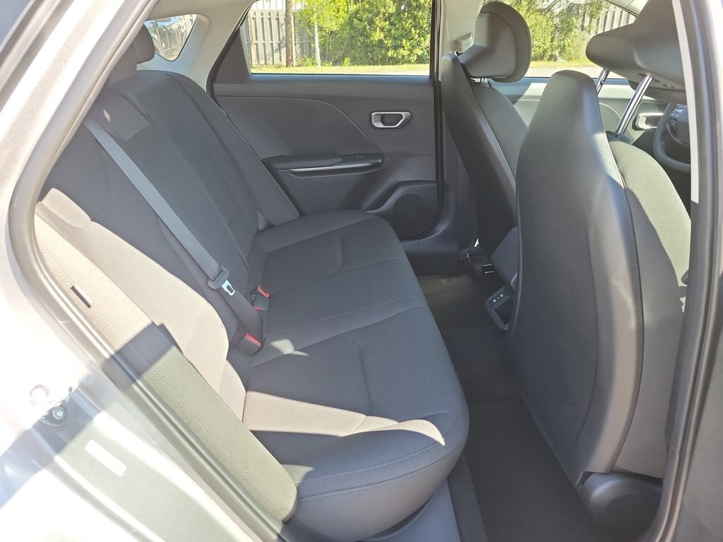New 2026 Kia K4 LXS image 12