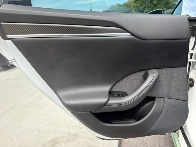 Used 2022 Tesla Model S Plaid AWD/4WD image 19
