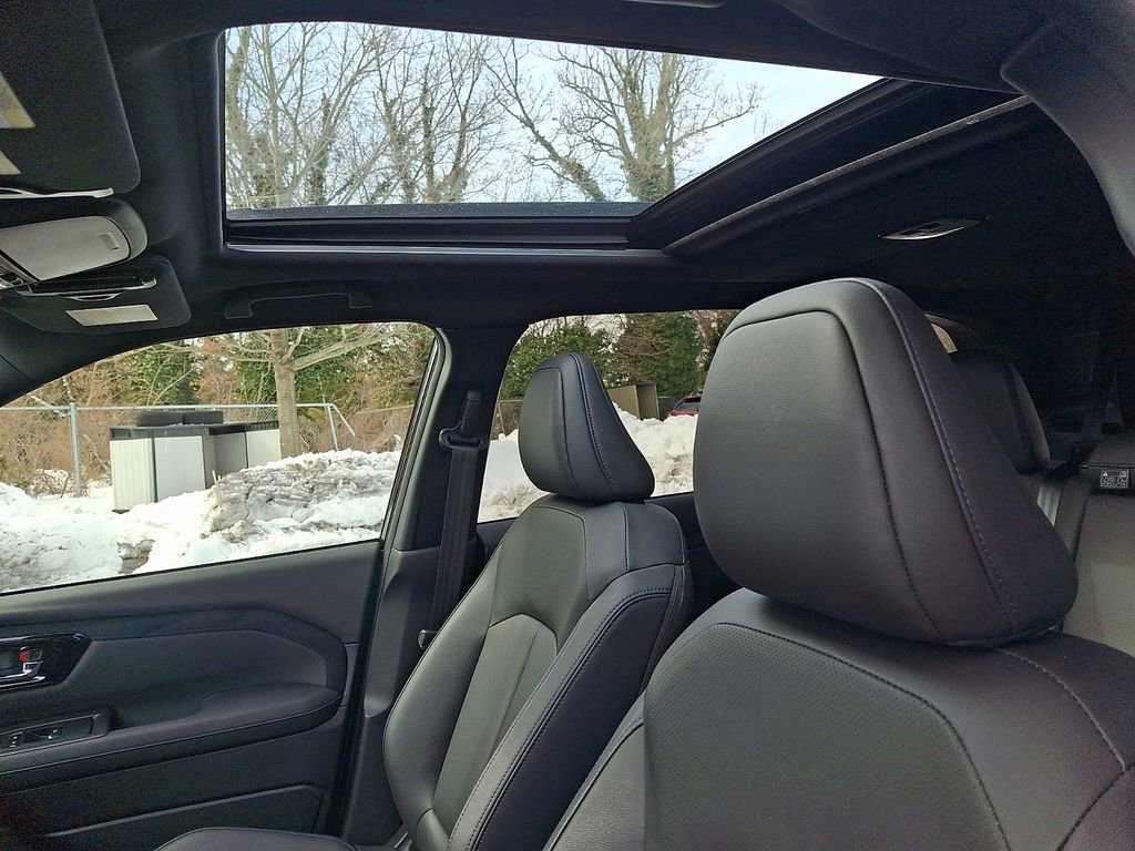 Used 2025 Subaru Forester Limited w/ Popular Package image 14