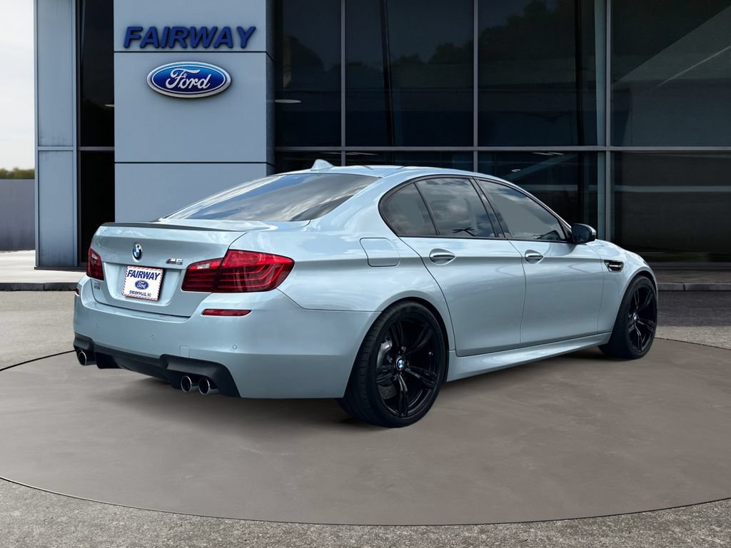 Used 2015 BMW M5 RWD image 7