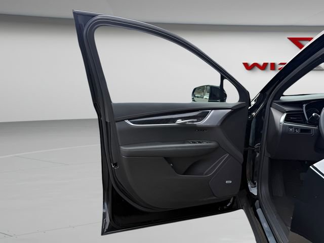 Used 2024 Cadillac XT6 Premium Luxury image 15