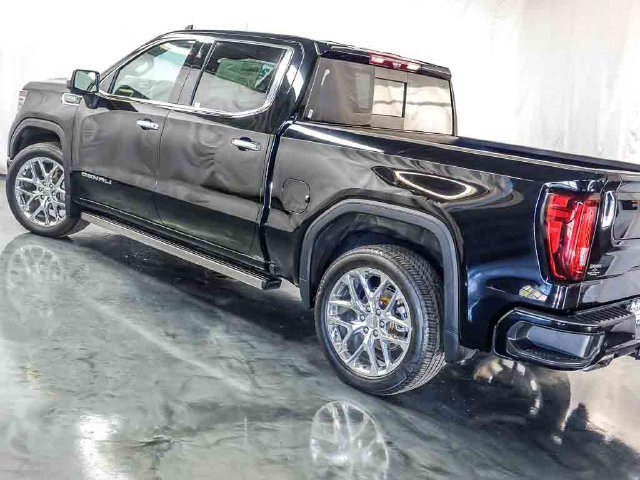 Certified 2024 GMC Sierra 1500 Denali w/ Denali Reserve Package AWD/4WD image 11