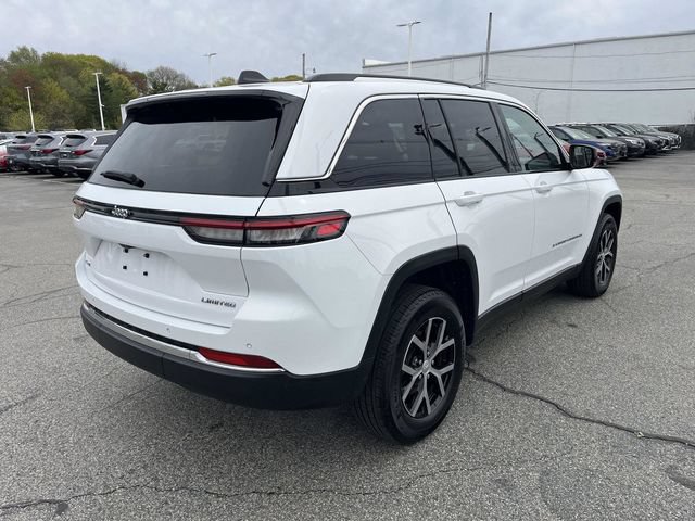 Used 2023 Jeep Grand Cherokee Limited AWD/4WD image 2