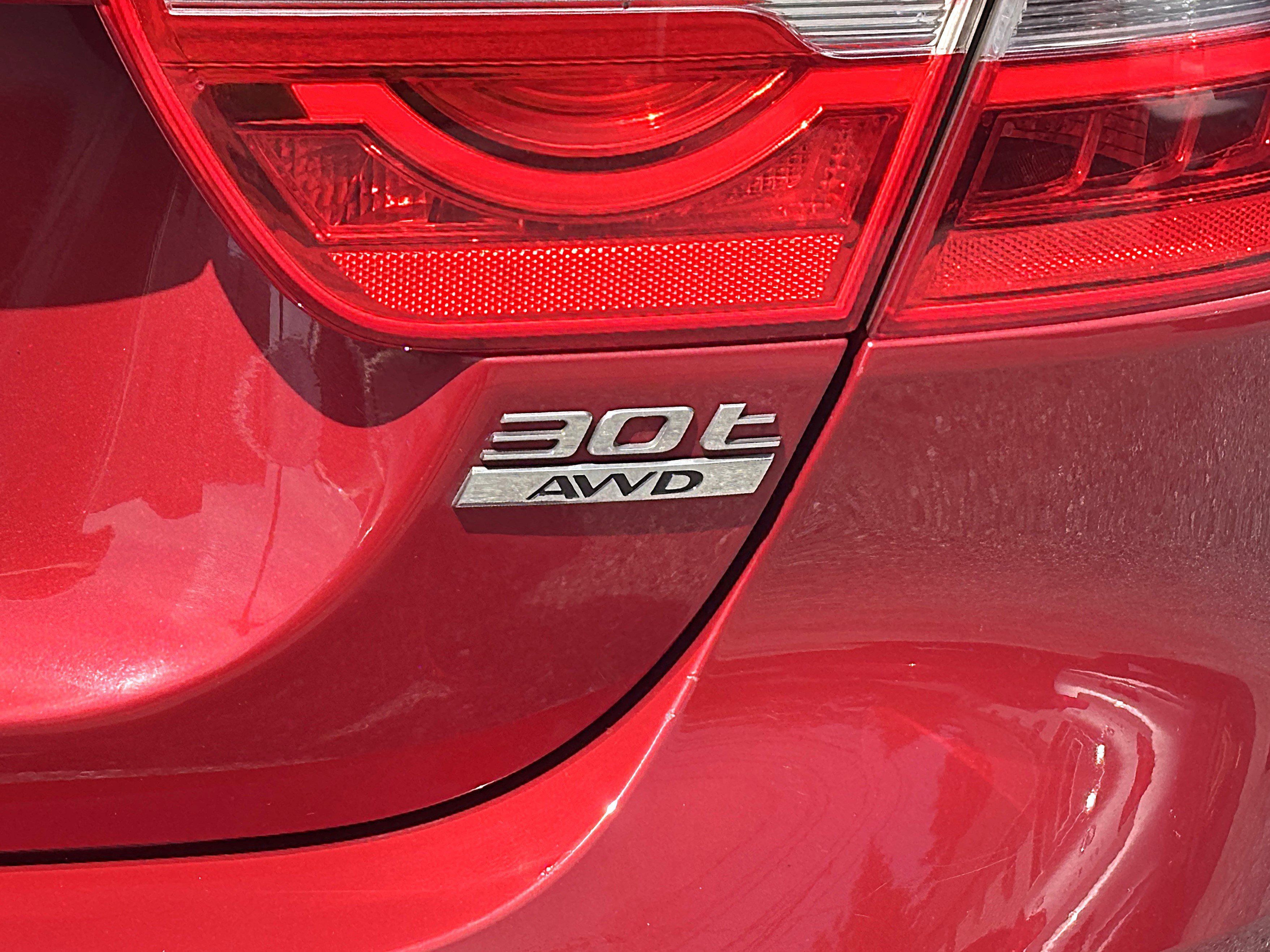 Used 2018 Jaguar XE R-Sport image 39