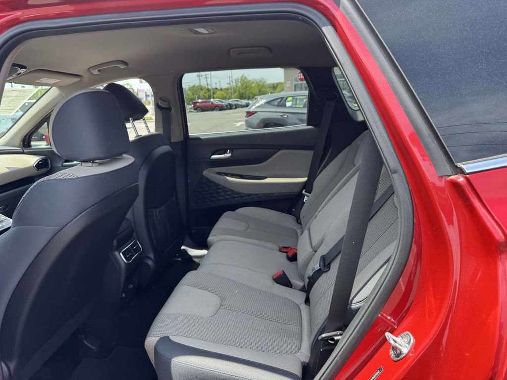 Used 2021 Hyundai Santa Fe SEL AWD/4WD image 12