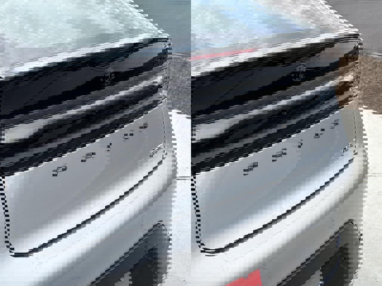 New 2026 Toyota Prius Plug-In Hybrid image 9