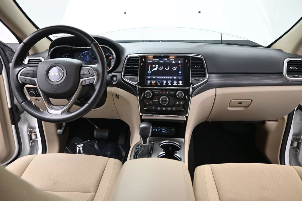 Used 2022 Jeep Grand Cherokee Laredo E AWD/4WD image 31