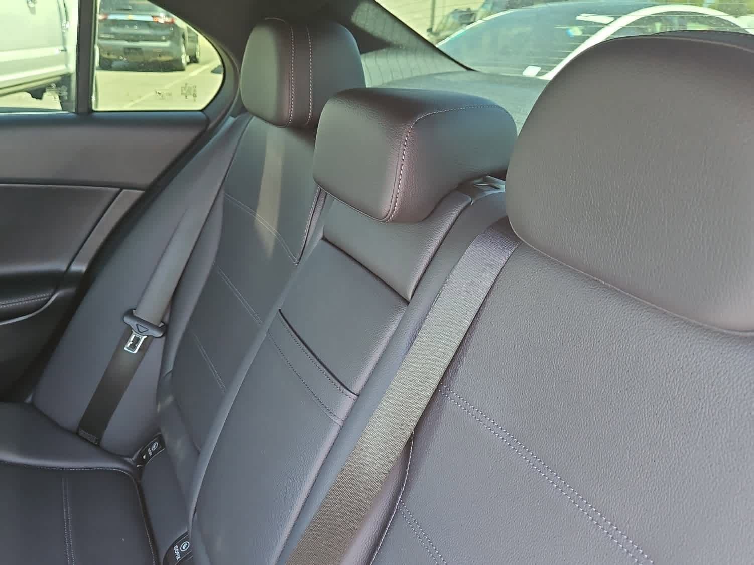 Used 2024 Mercedes-Benz C 300 Sedan image 12