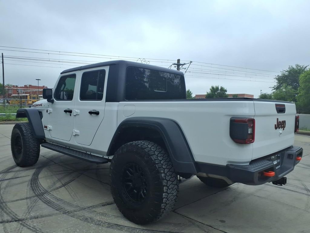 Used 2024 Jeep Gladiator Mojave w/ Technology Group AWD/4WD image 5