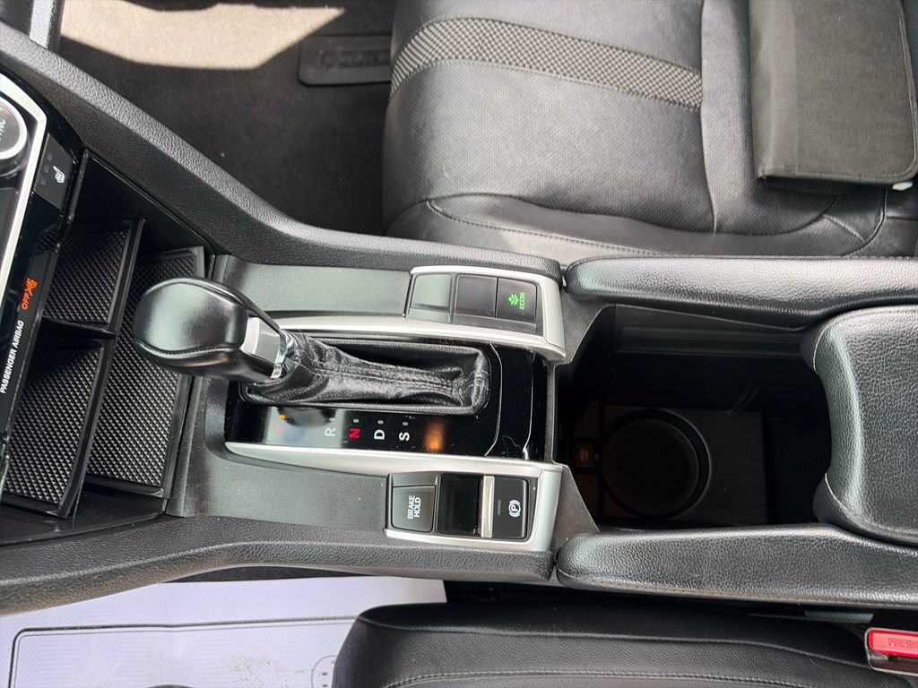 Used 2020 Honda Civic Touring image 25