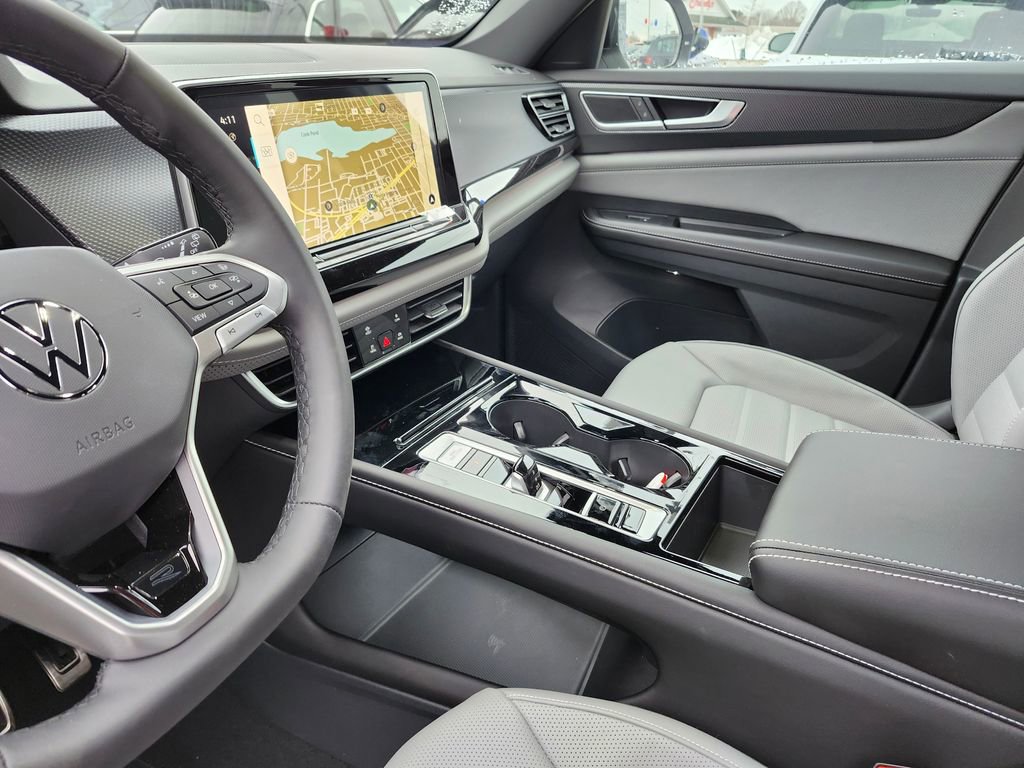 New 2026 Volkswagen Atlas Cross Sport SEL R-Line image 7