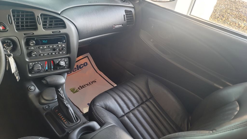 Used 2001 Chevrolet Monte Carlo SS w/ Preferred Equipment Group image 23