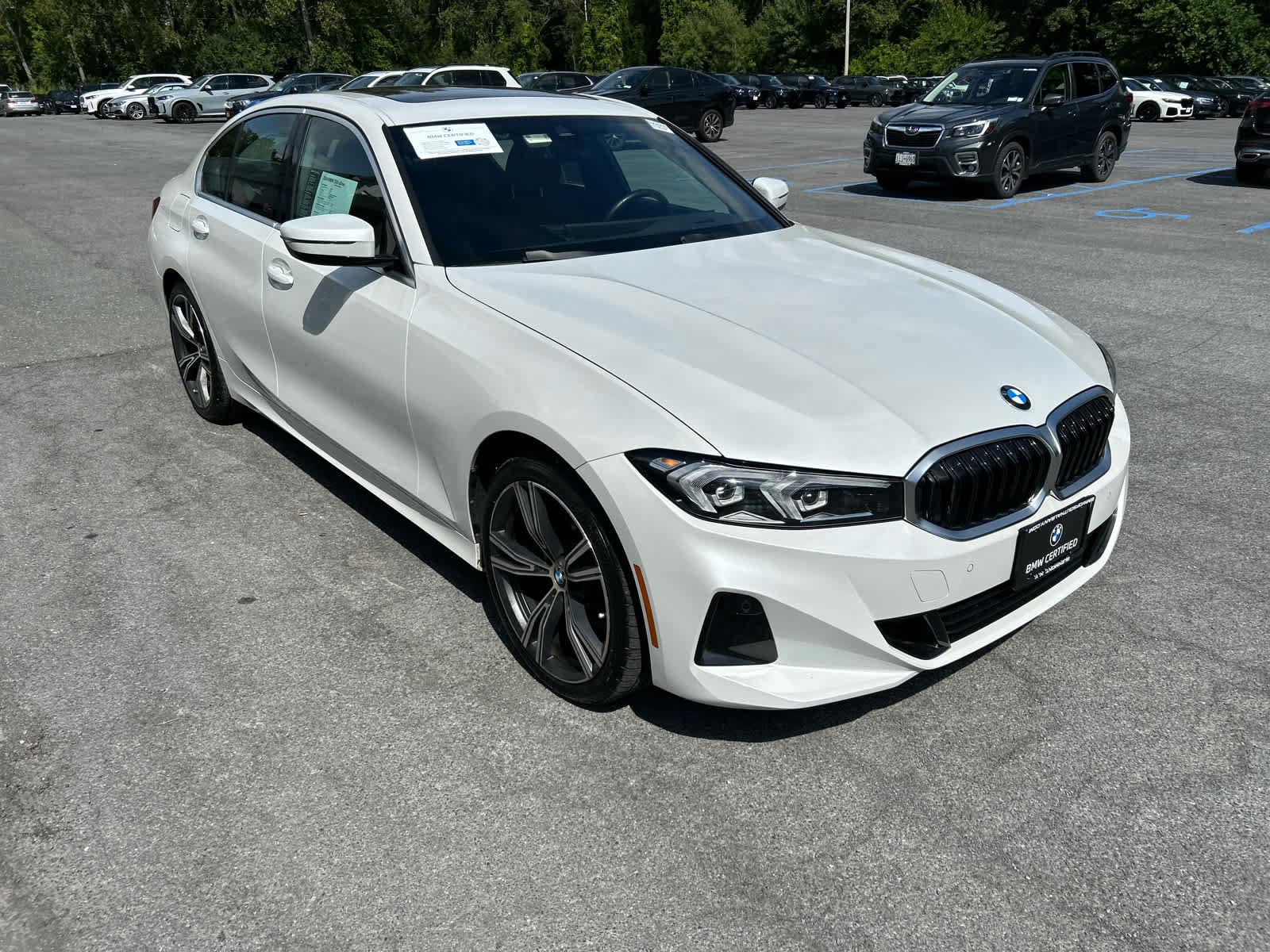 Used 2024 BMW 330i xDrive Sedan w/ Premium Package AWD/4WD image 27