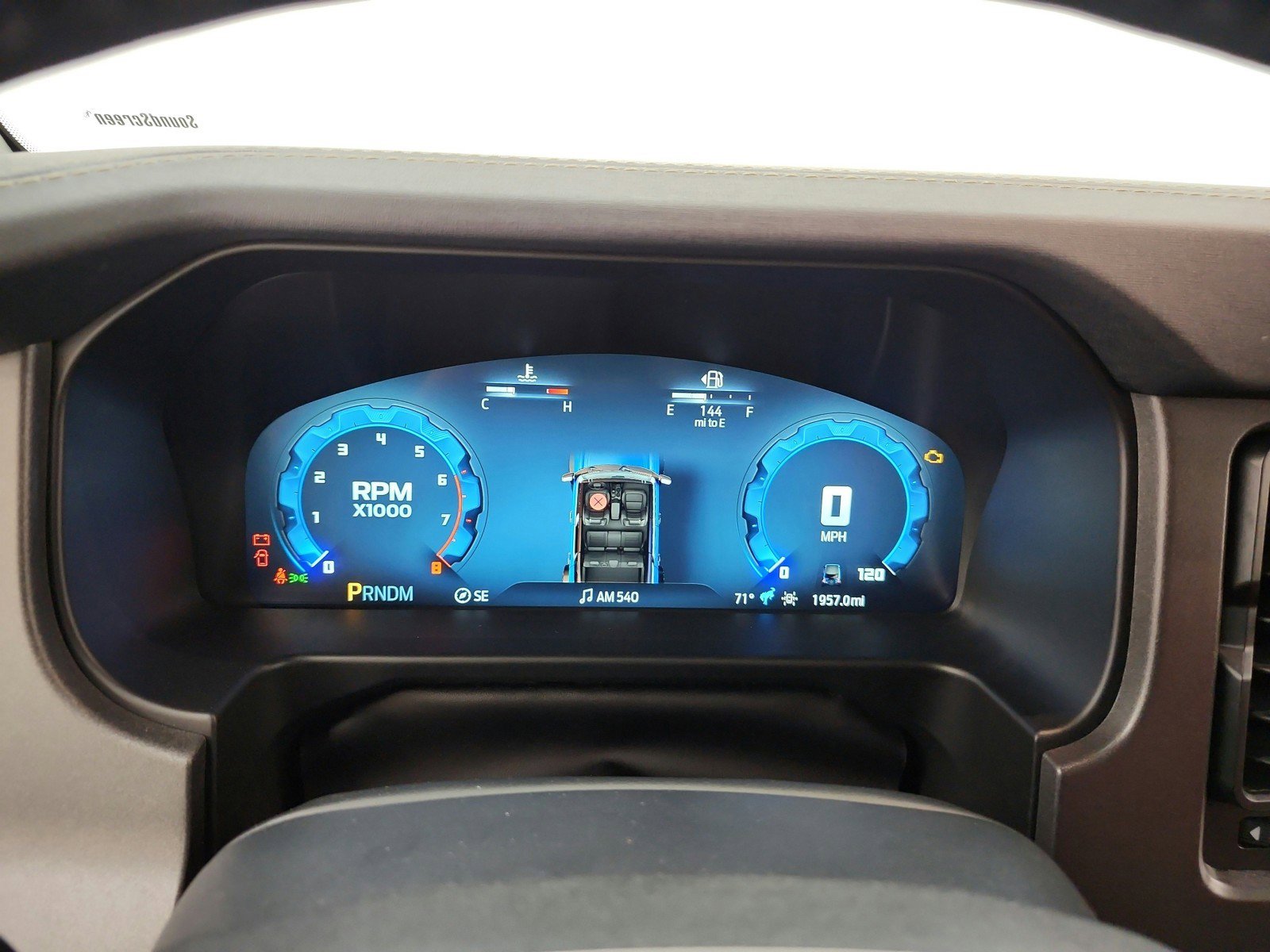 Used 2025 Ford Bronco Badlands image 11