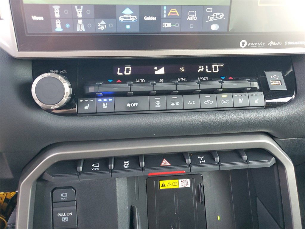 Used 2023 Toyota Tundra Limited image 28