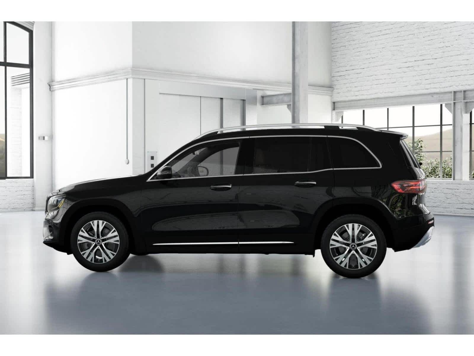 Used 2026 Mercedes-Benz GLB 250 4MATIC image 32