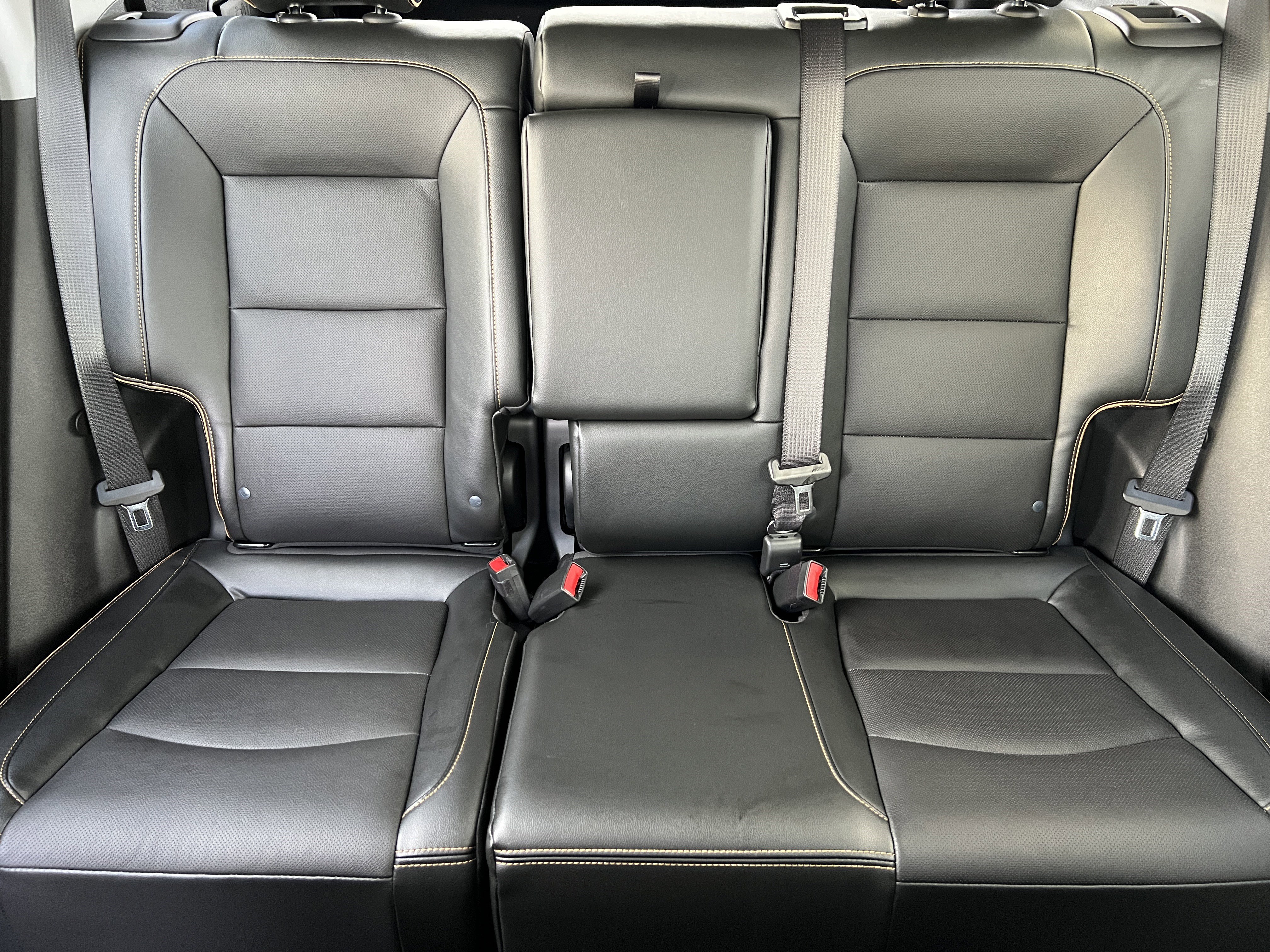 Used 2022 GMC Terrain AT4 w/ Infotainment Package II image 16