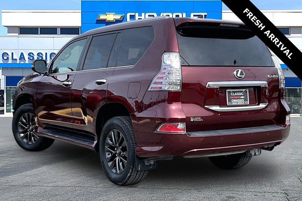 Used 2020 Lexus GX 460 Premium w/ Premium Package image 4