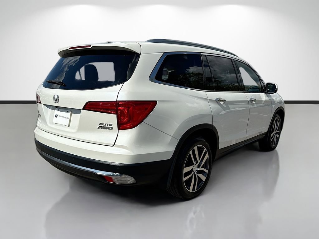 Used 2017 Honda Pilot Elite image 2