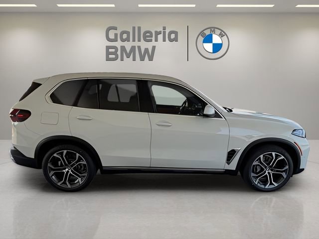 New 2026 BMW X5 xDrive40i w/ Premium Package AWD/4WD image 5