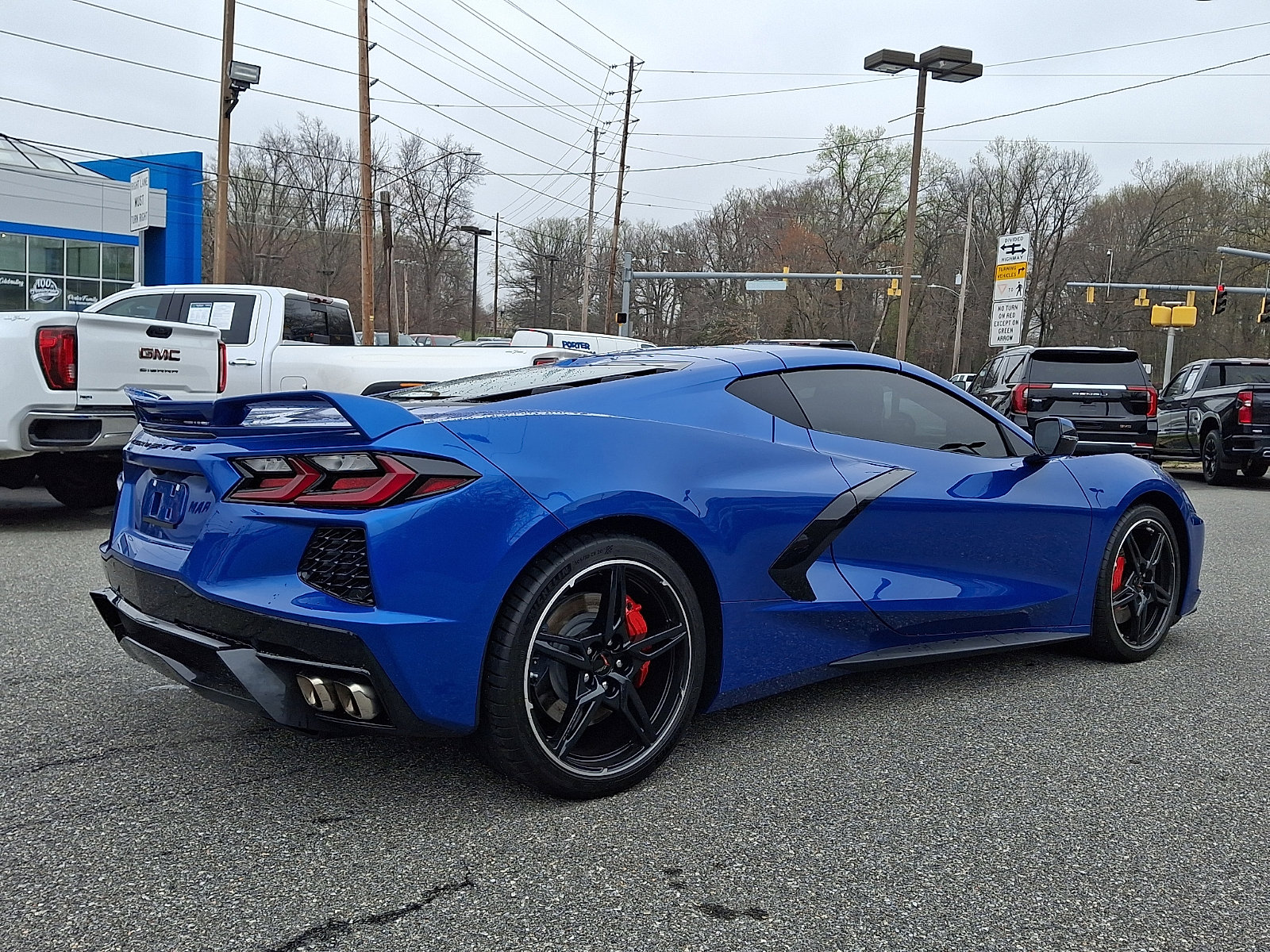 Used 2022 Chevrolet Corvette Stingray Premium Cpe w/ Z51 Performance Package image 6
