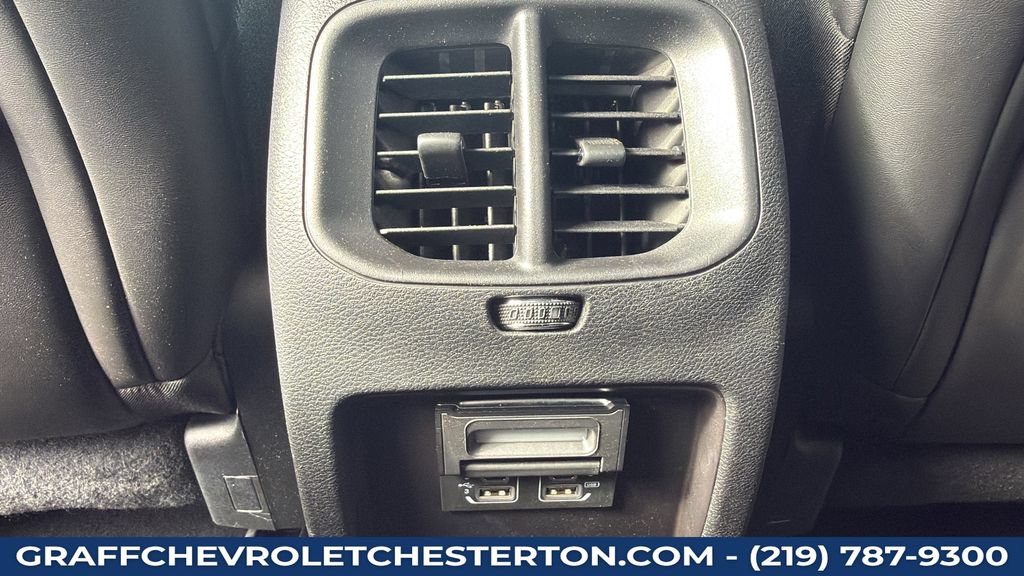 Used 2019 Jeep Cherokee Latitude Plus AWD/4WD image 42