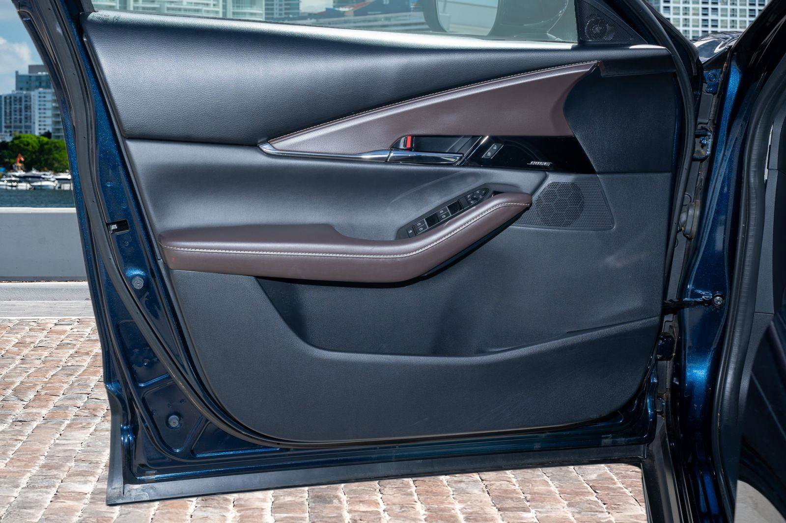 Used 2023 MAZDA CX-30 AWD 2.5 S w/ Premium Package image 11