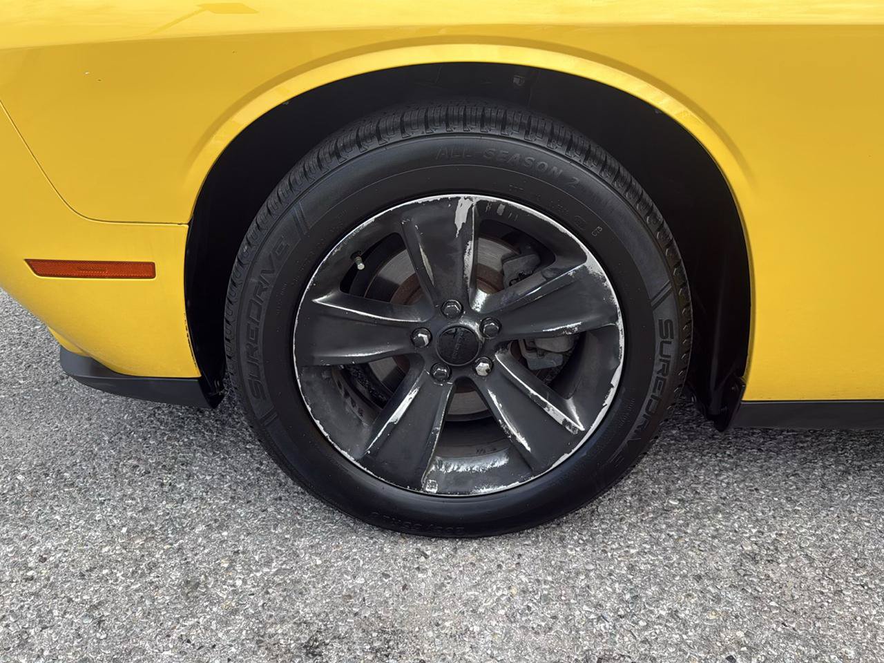 Used 2018 Dodge Challenger SXT RWD image 25
